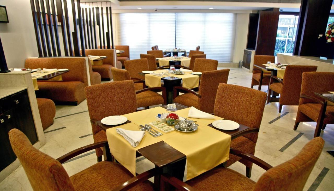 Muse Sarovar Portico Nehru Place New Delhi Extérieur photo