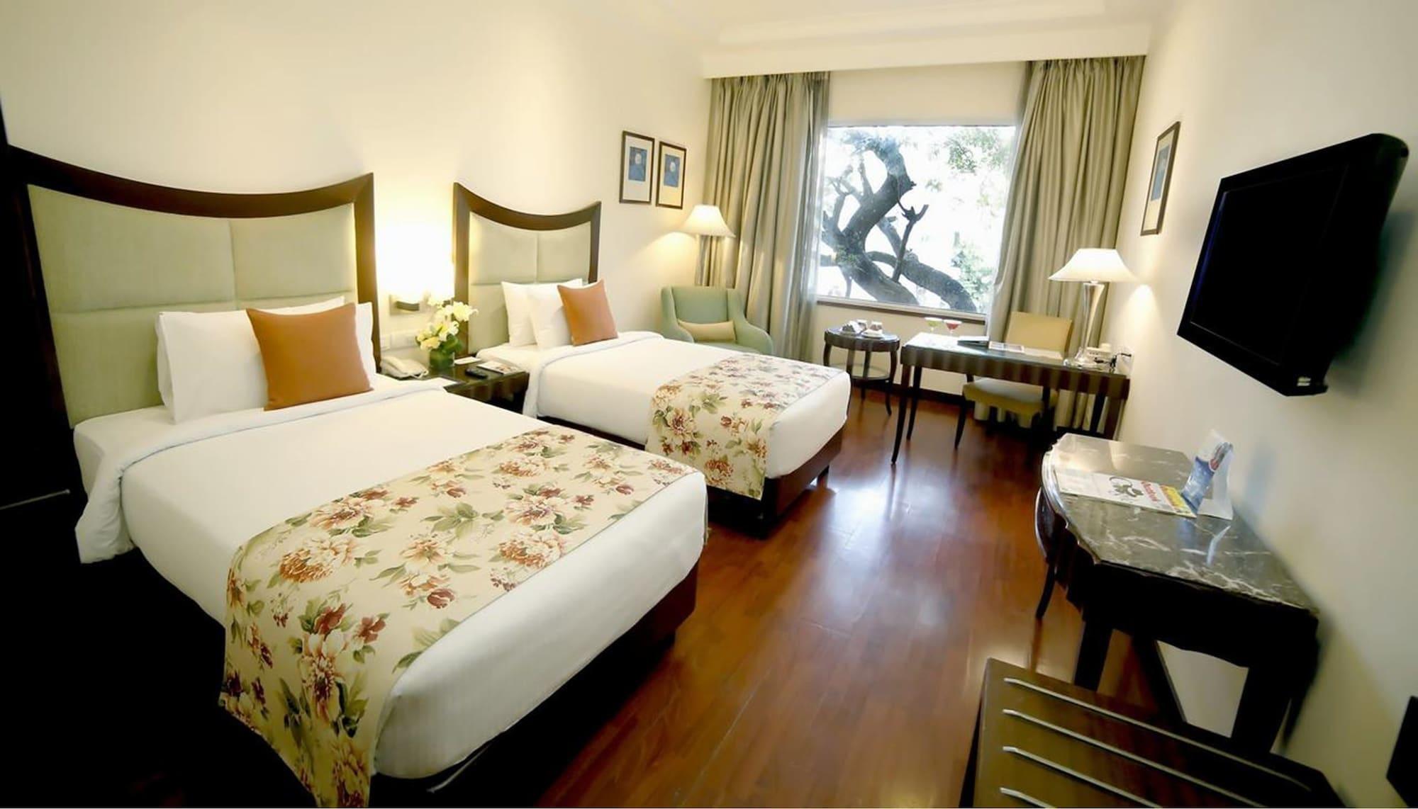 Muse Sarovar Portico Nehru Place New Delhi Extérieur photo