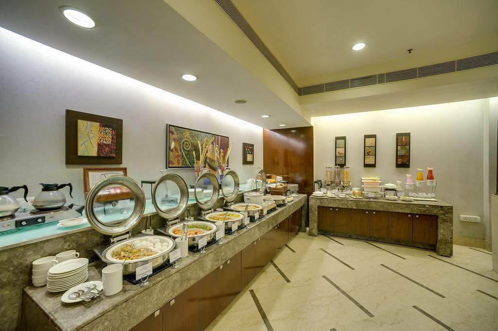 Muse Sarovar Portico Nehru Place New Delhi Extérieur photo