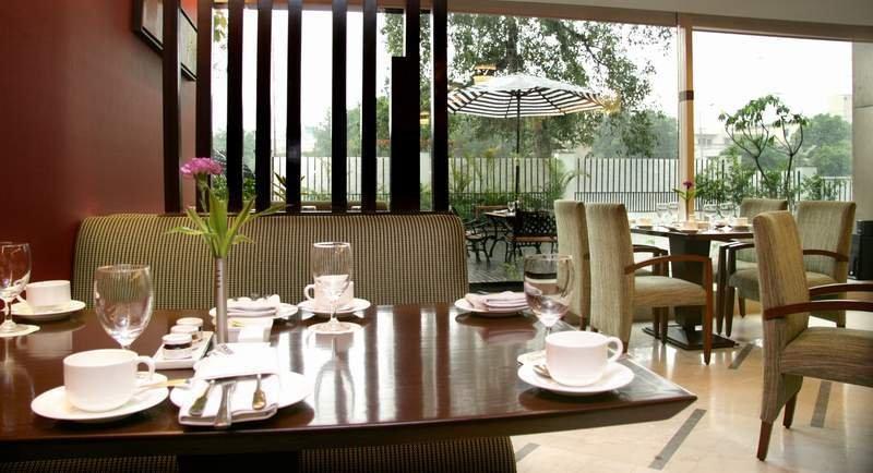 Muse Sarovar Portico Nehru Place New Delhi Extérieur photo