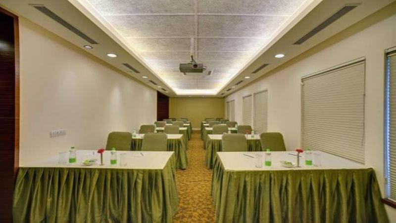 Muse Sarovar Portico Nehru Place New Delhi Extérieur photo