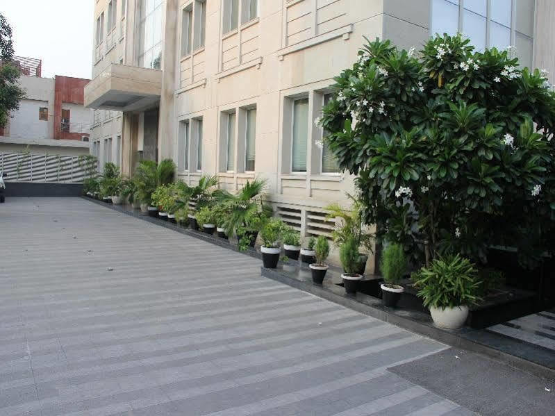 Muse Sarovar Portico Nehru Place New Delhi Extérieur photo