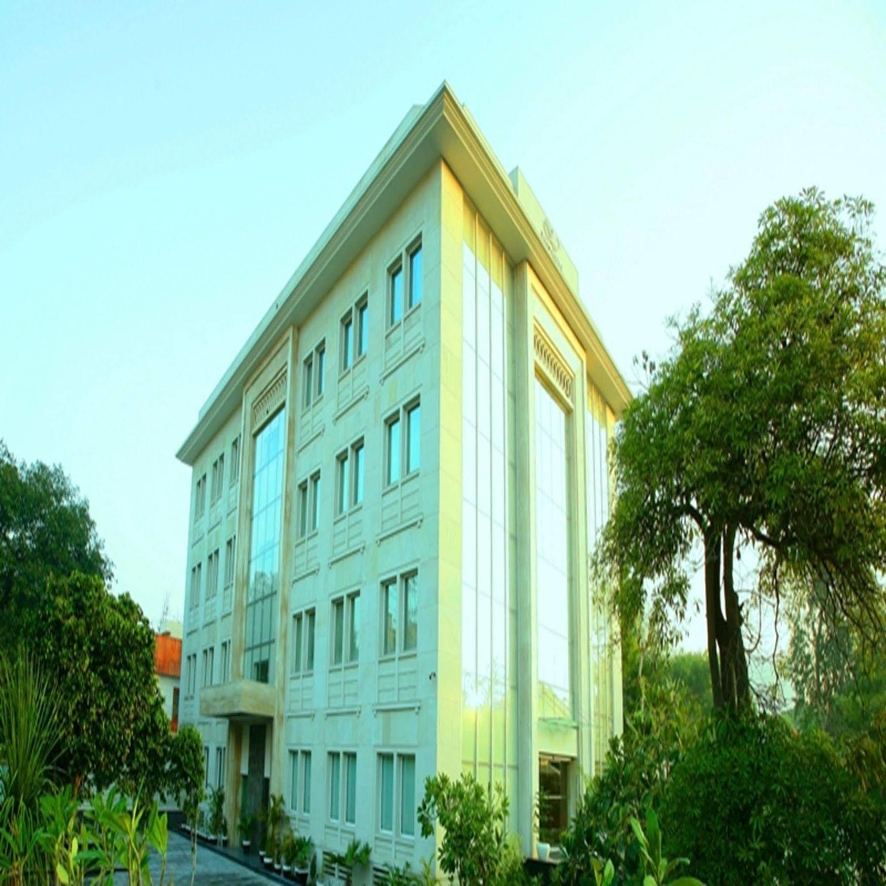 Muse Sarovar Portico Nehru Place New Delhi Extérieur photo